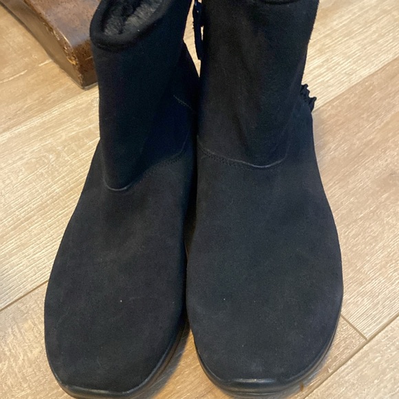 Sketchers air cooled goga mat size 11, black. Wore one time only. - Picture 5 of 5